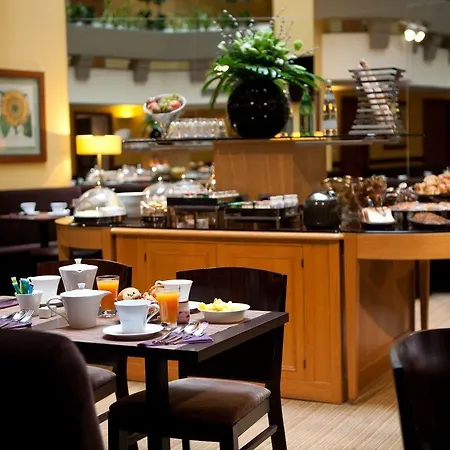 Paris Hotel