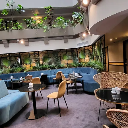 Paris Otel