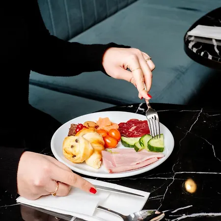 Paris Szálloda 4*