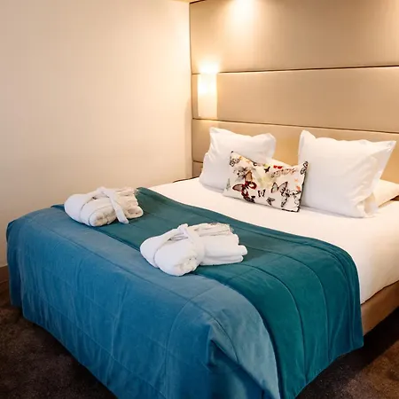 Hotel Paris 4*