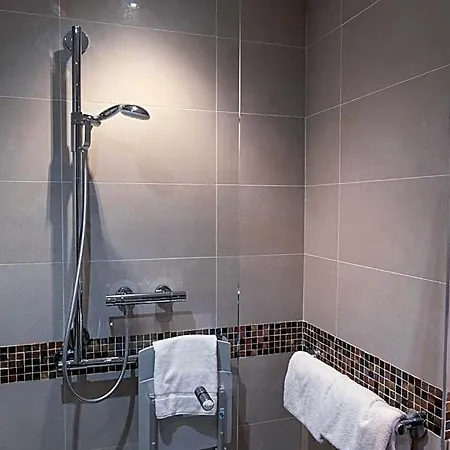 Paris Hotel 4*