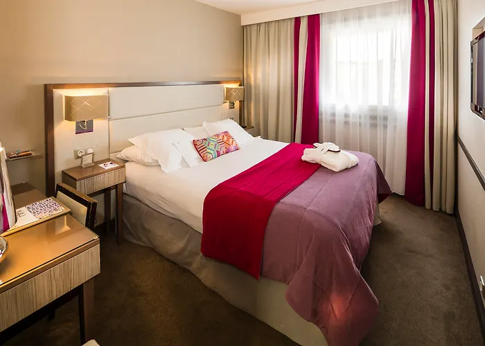 Paris 4*
