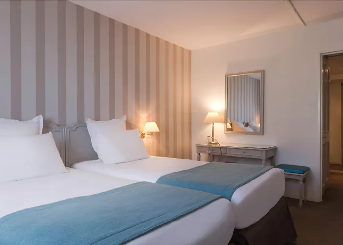 Otel Paris