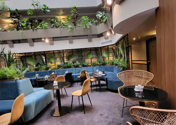 Paris Otel